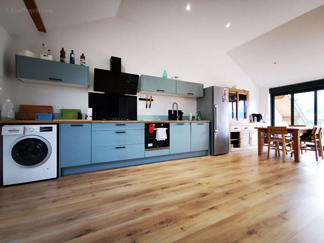 Appartement à DINGY-EN-VUACHE