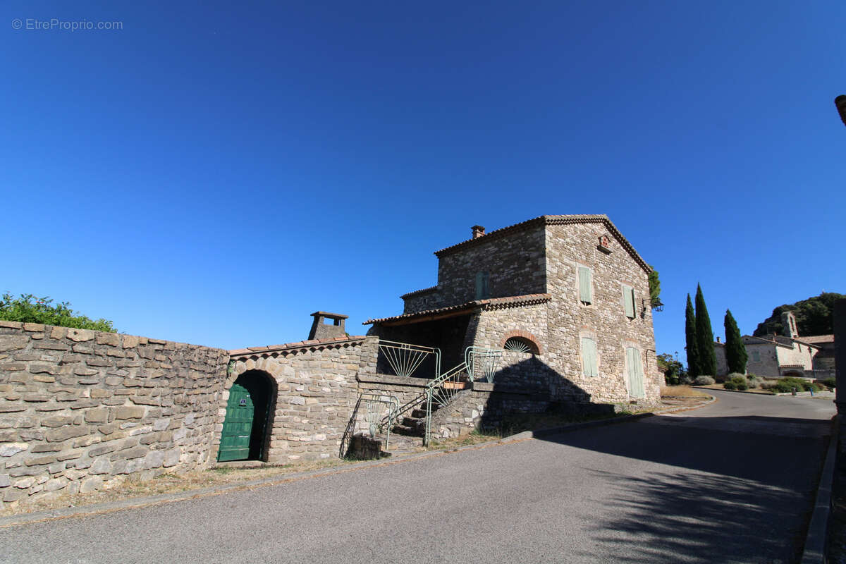 Maison à ROUSSON