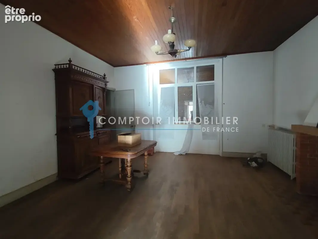 Ensemble immobilier à rénover au centre de Montferrat 38620 - photo 10