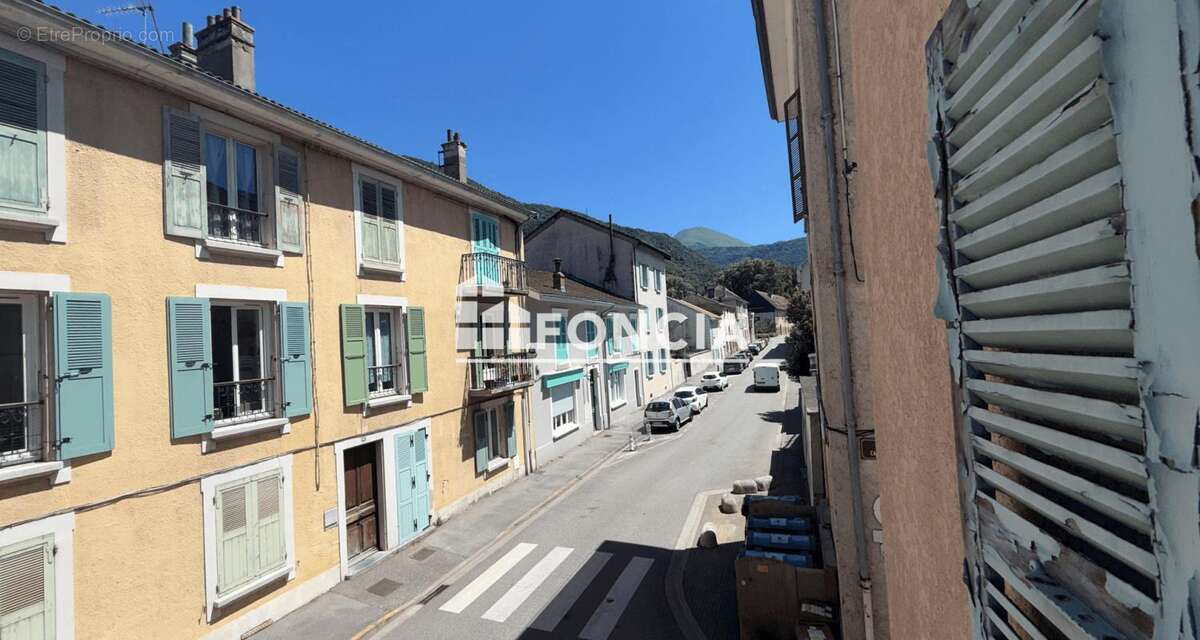 Appartement à VIZILLE