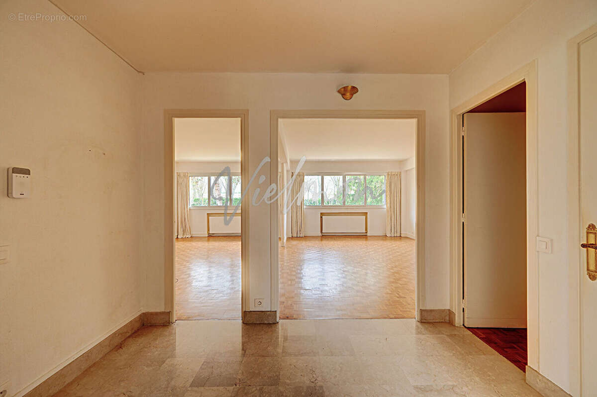 Appartement à MAISONS-LAFFITTE