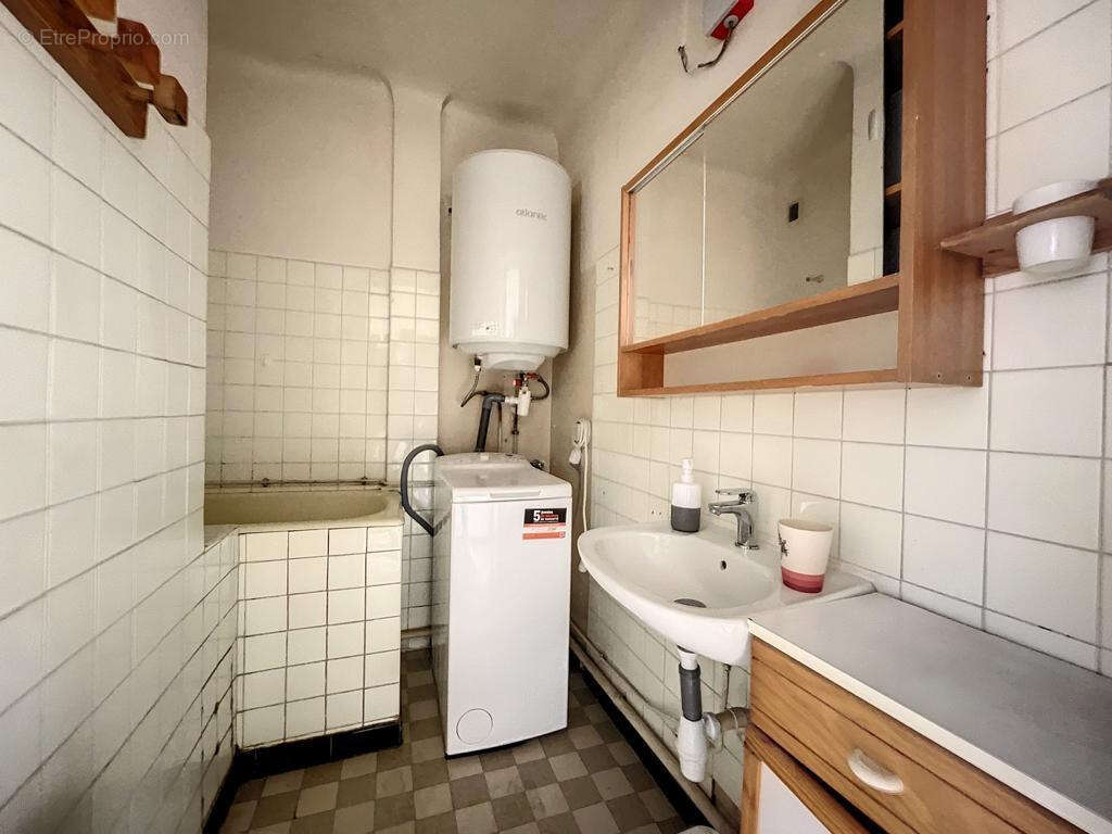 Appartement à MARSEILLE-9E