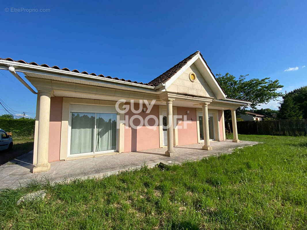 Maison à SAINT-DENIS-DE-PILE