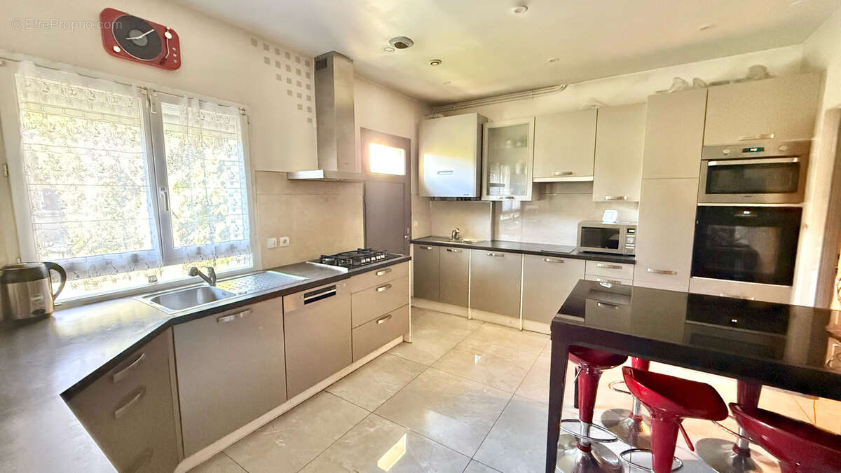 Maison à DEUIL-LA-BARRE