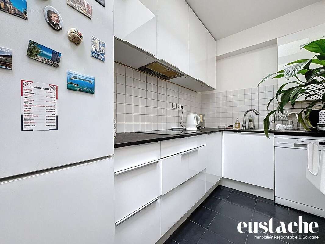 Appartement à PARIS-20E