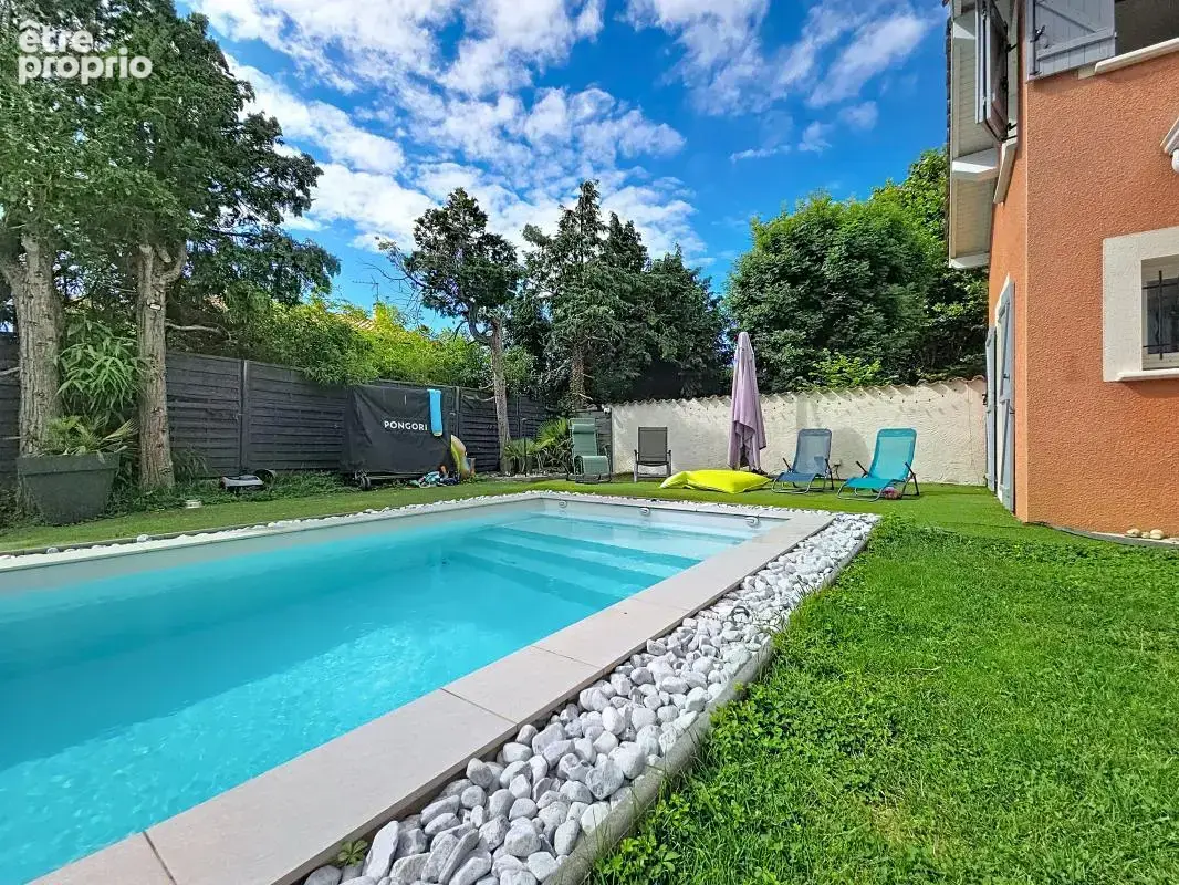 Maison - 5 Chambres - 1 Bureau - Garage - Terrasse - Piscine - Jardin - Proche commodités - photo 23