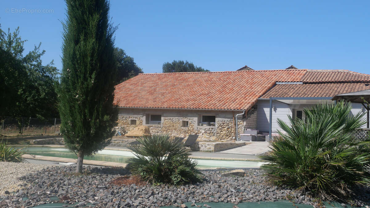 Maison d'habitation - photo 3