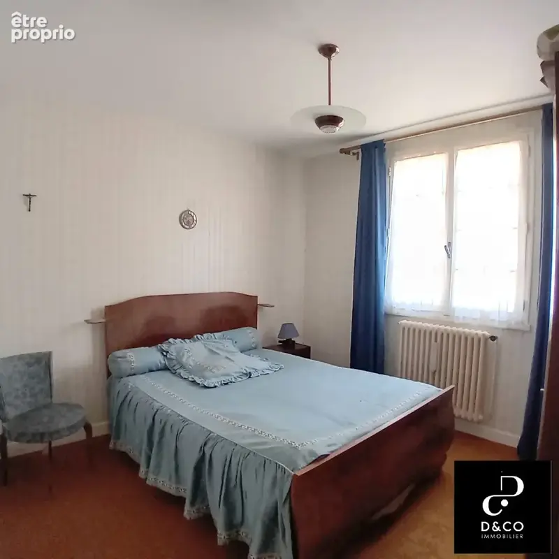 Maison 5 pièces 90 m² à vendre à La Roche-Vineuse (71960) - photo 6