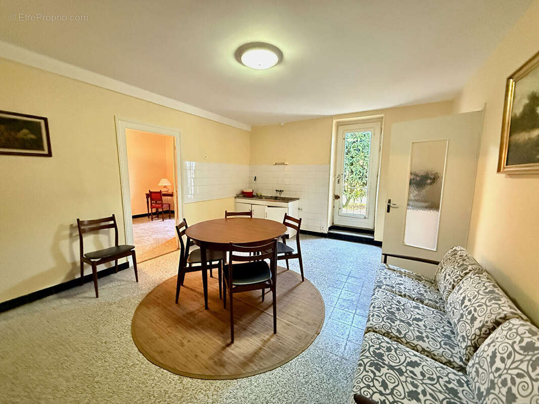 Maison à VOEUIL-ET-GIGET