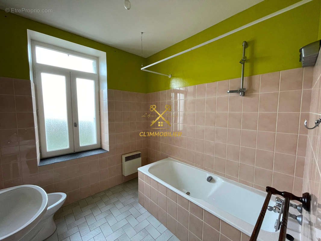 Appartement à MONTFAUCON-EN-VELAY