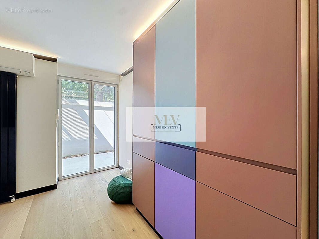 Maison de charme rénovée et agrandie 120 m² - prestations haut de gamme - terrain 293 m² - photo 13