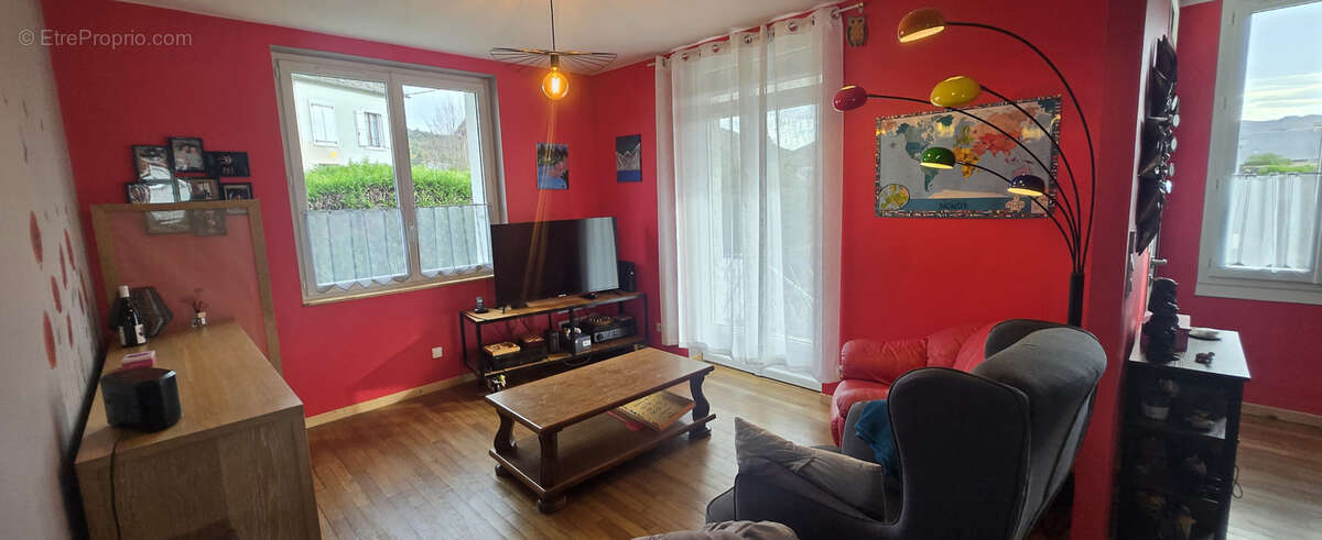 Maison à MONCEAUX-SUR-DORDOGNE