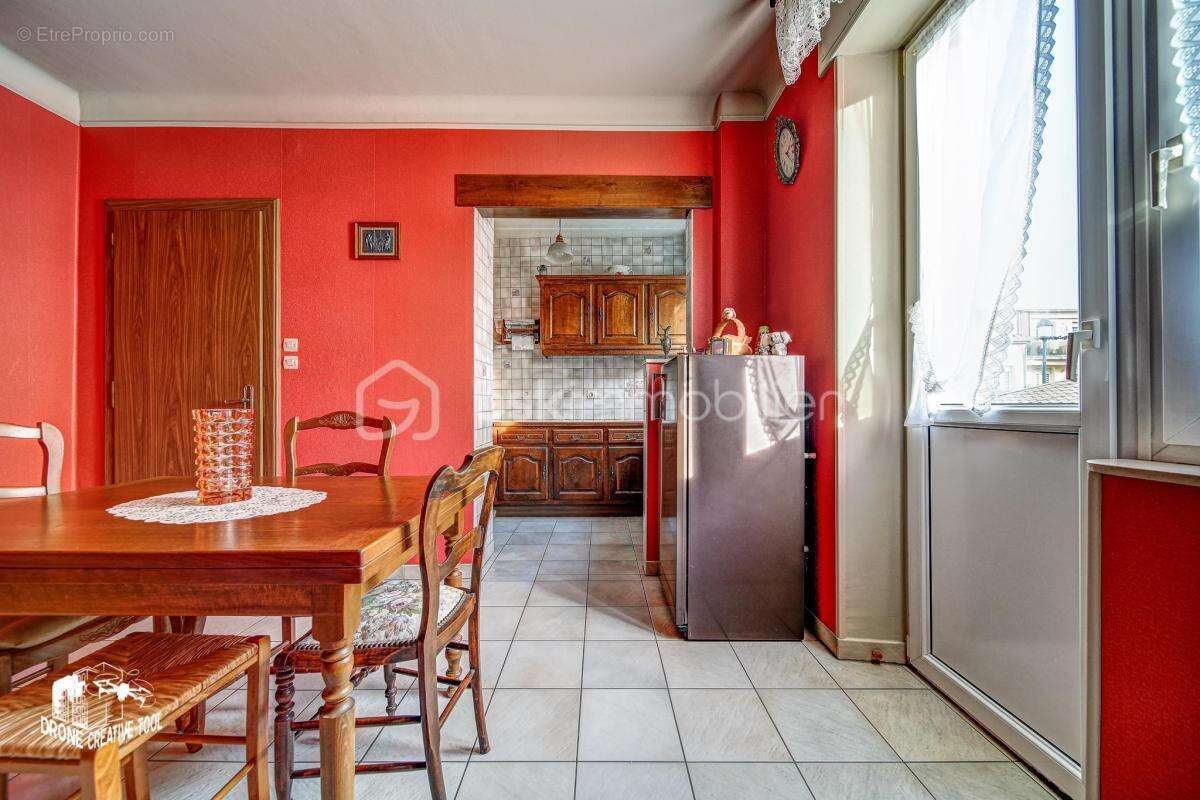 Maison de ville F5 de caractère – 113 m² – Sous-sol complet – Garage 2 voitures - photo 3