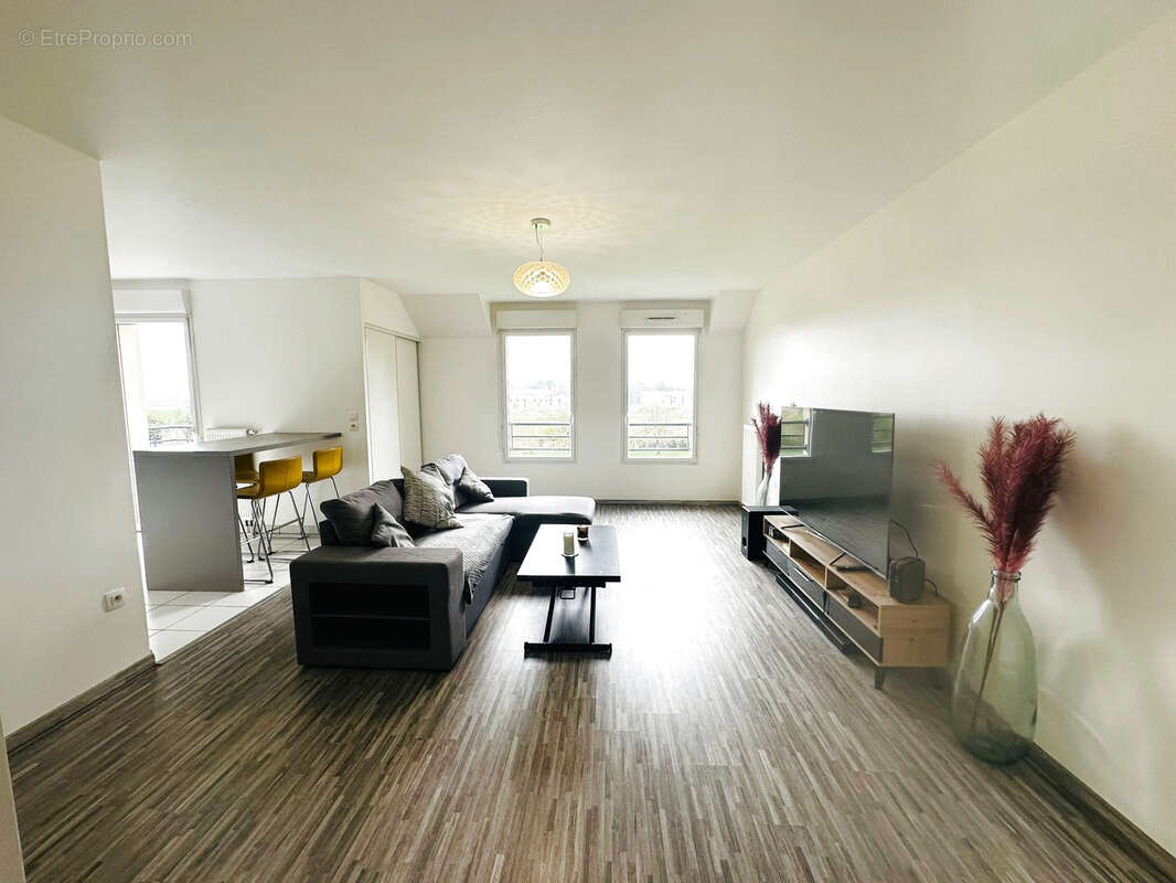 Appartement à MARLY-LA-VILLE