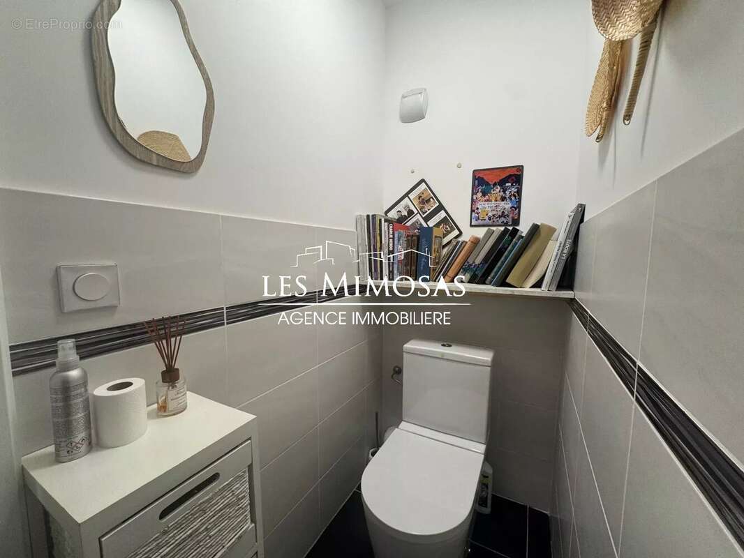 Appartement à FREJUS