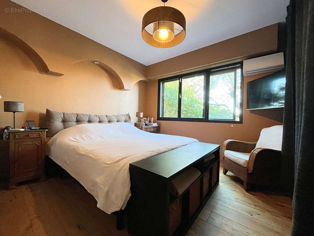 Appartement à VILLENEUVE-LOUBET