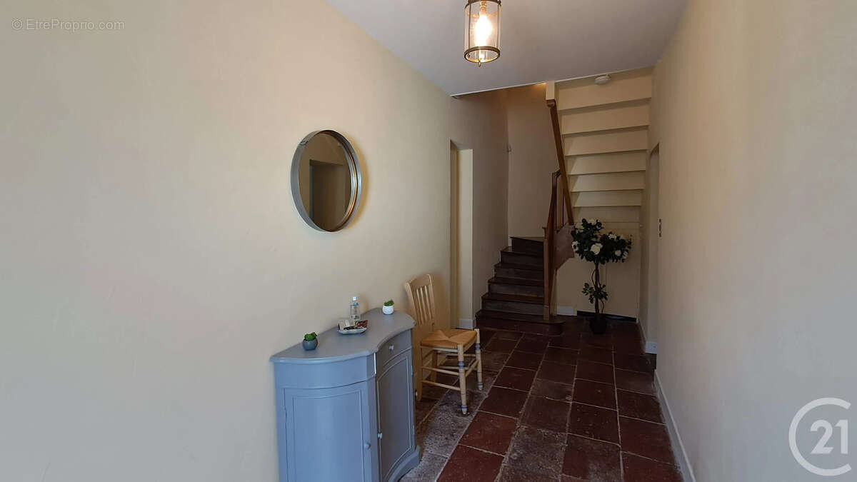 Maison à MONTESQUIEU-VOLVESTRE