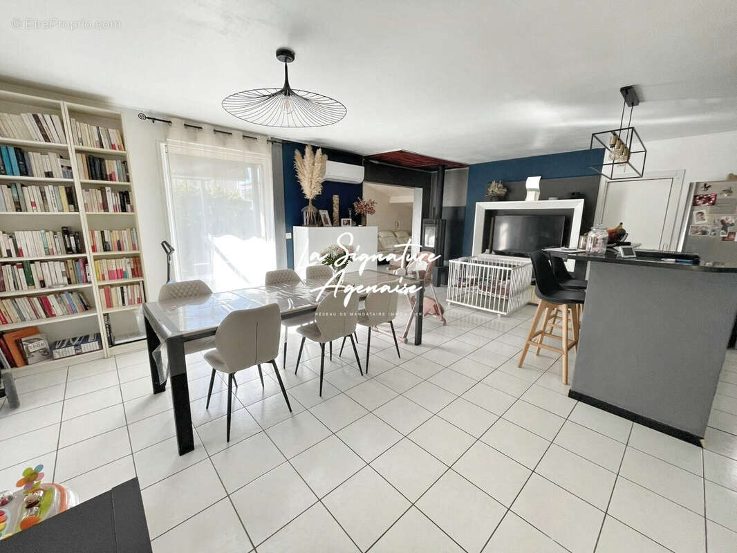Maison 105 m² à Layrac  - photo 2