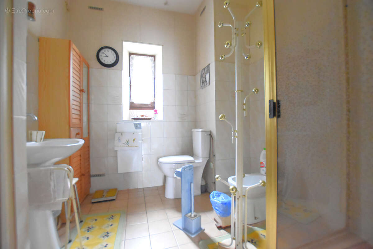 Maison à LES ESSARTS-LE-ROI