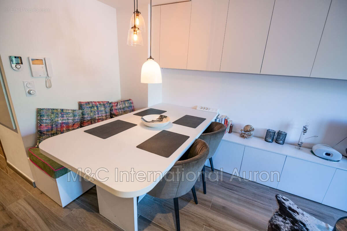 Appartement à SAINT-ETIENNE-DE-TINEE