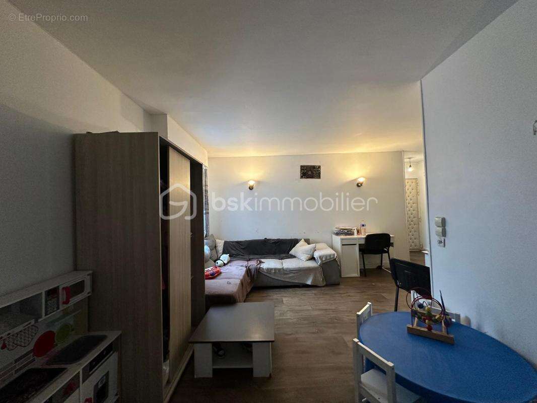 Appartement à GRIGNY