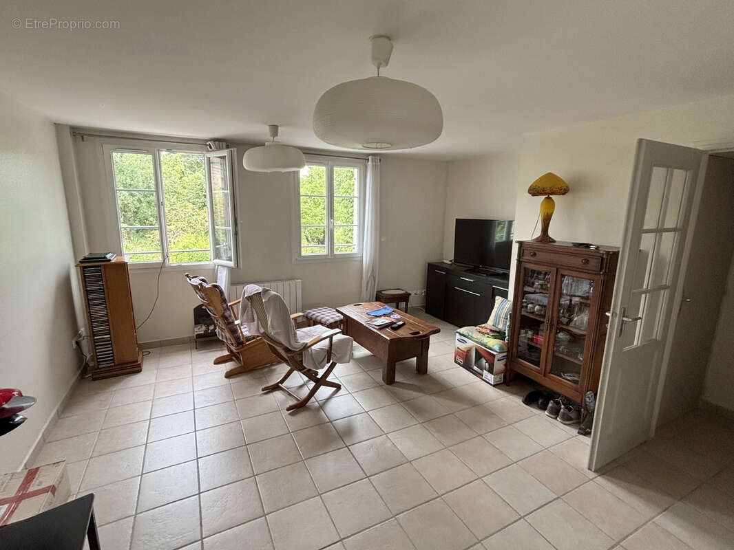 Maison de ville à vendre   Bellefontaine (95270) - photo 3