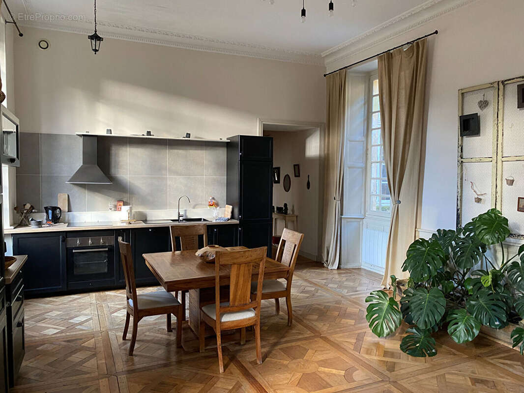Appartement à SARLAT-LA-CANEDA
