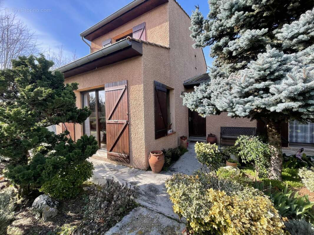 Maison à VILLENEUVE-TOLOSANE