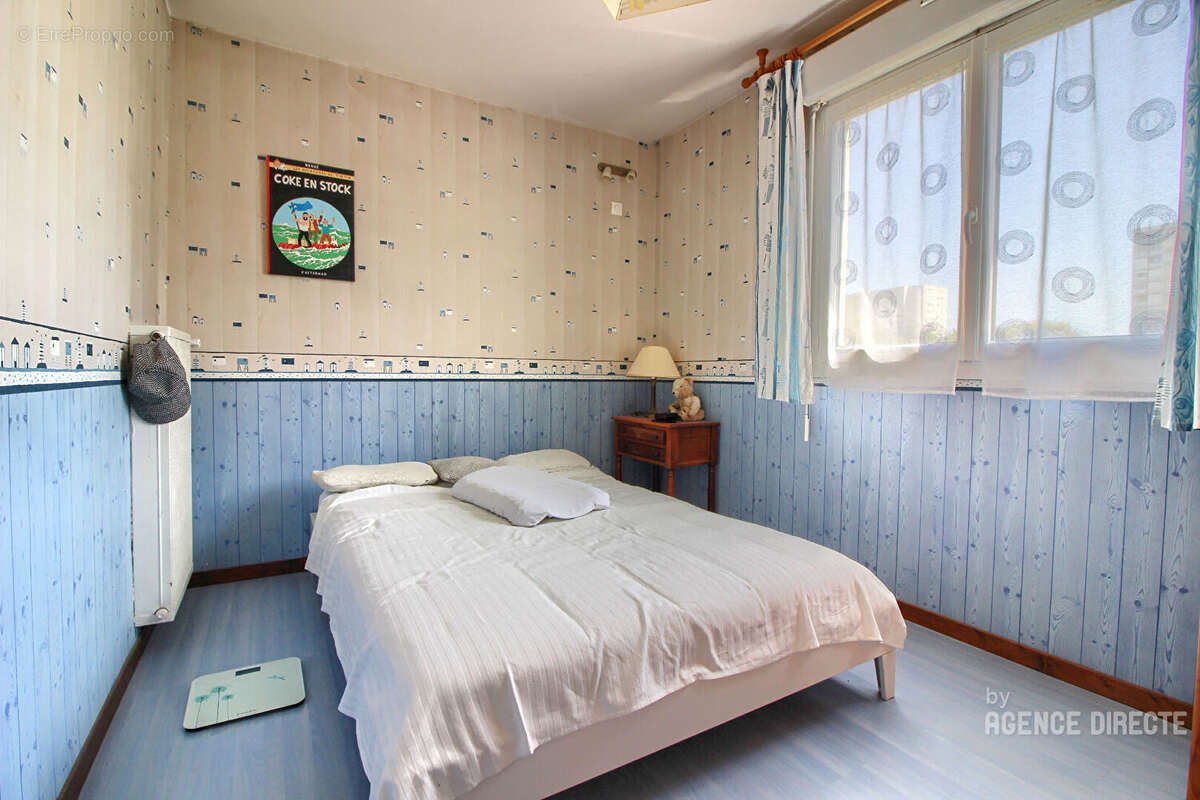Appartement Rennes T6 - 102 m2 - Dernier étage avec balcon - cave et place de parking ! - photo 12