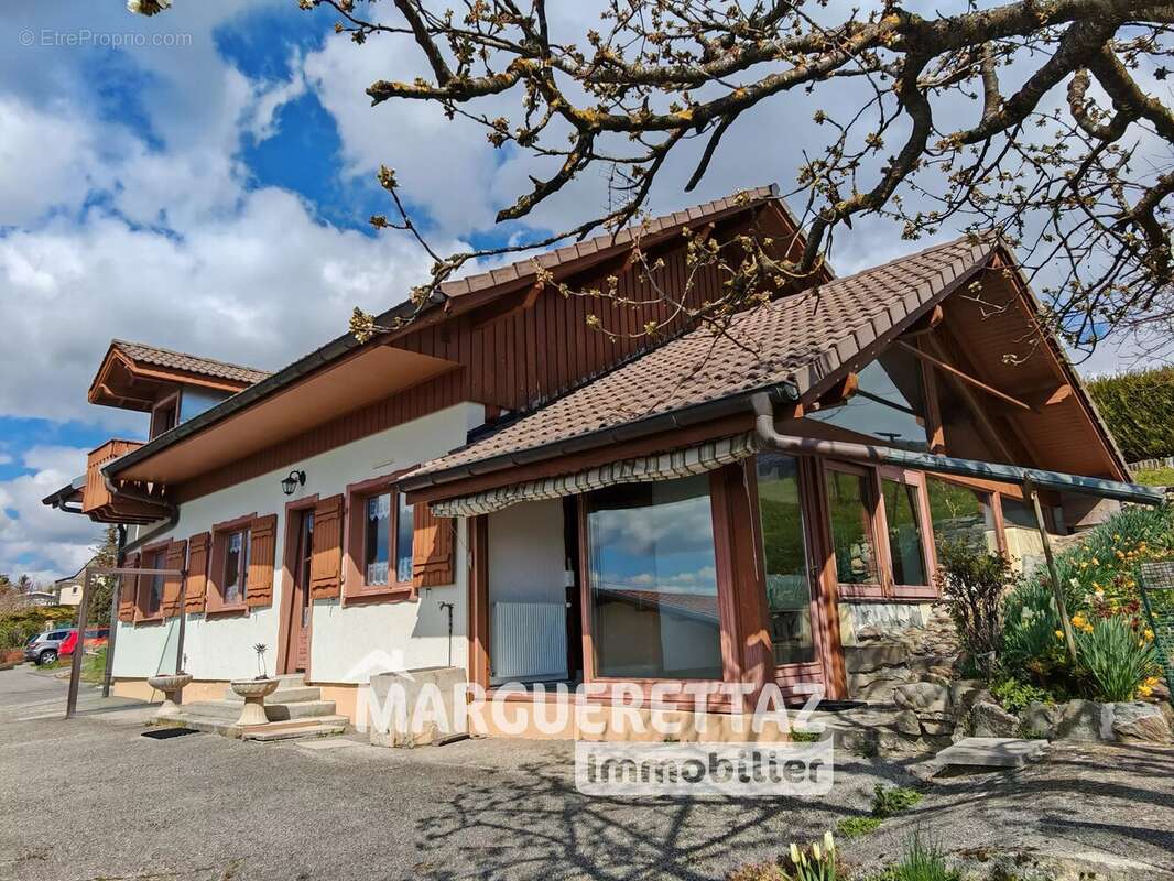 Maison à CRANVES-SALES