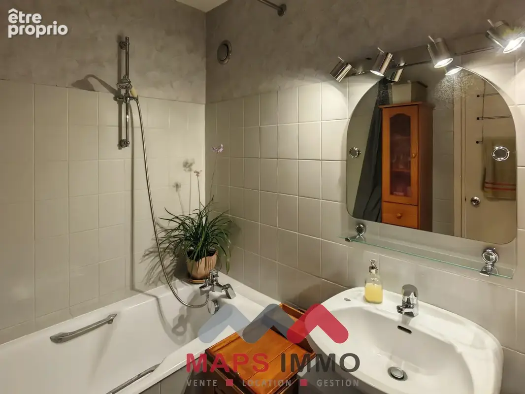 Appartement 3P de 85 m2 en dernier étage avec vue - photo 9