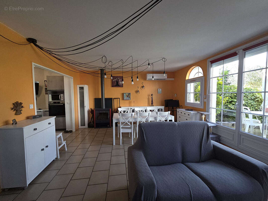 Maison à LE MEE-SUR-SEINE