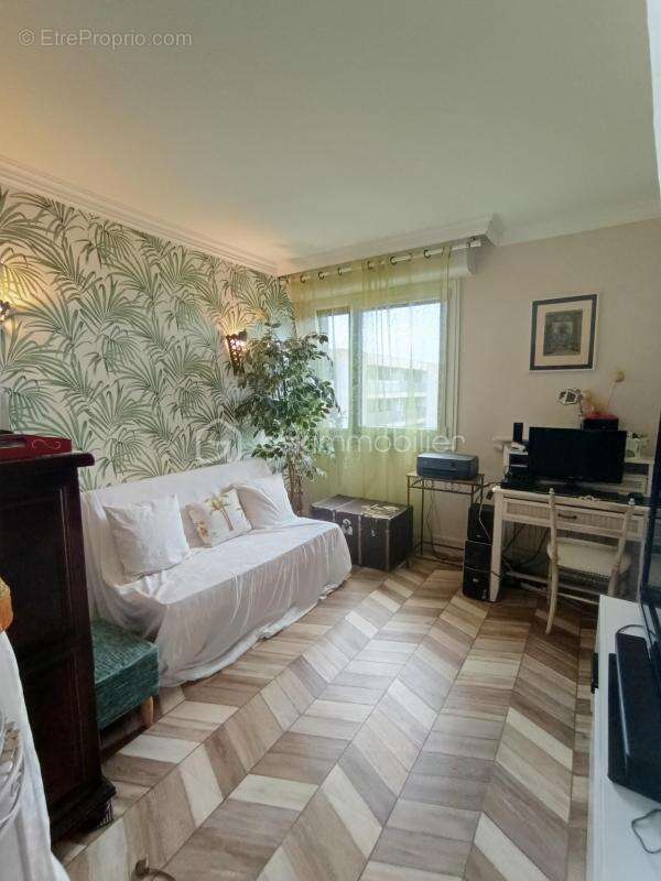 Appartement à SAINT-CYR-SUR-LOIRE