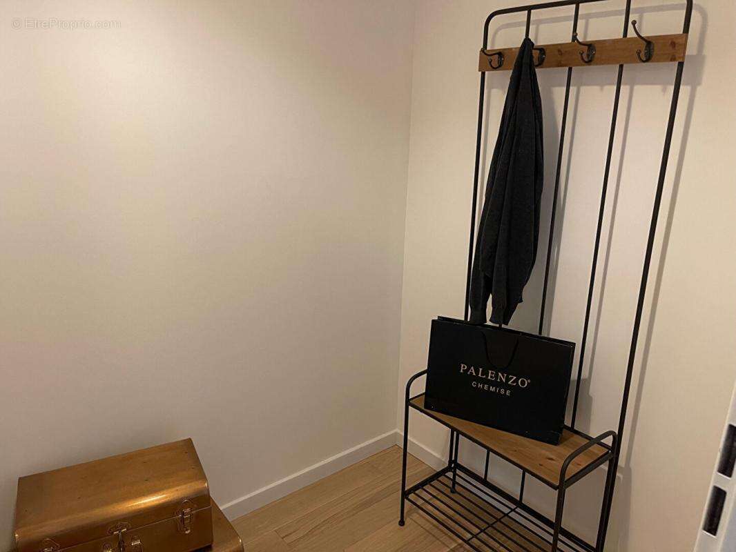 Appartement à VILLE-D&#039;AVRAY