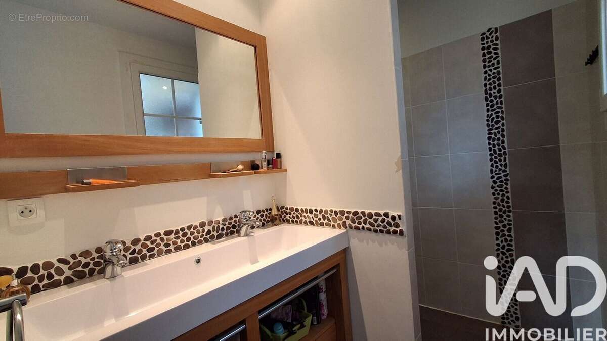 Photo 9 - Maison à MISEREY-SALINES