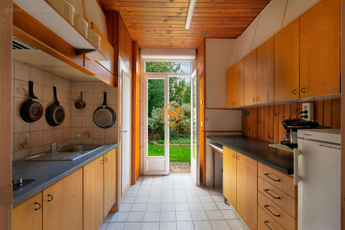 Maison à LA CHAPELLE-EN-SERVAL