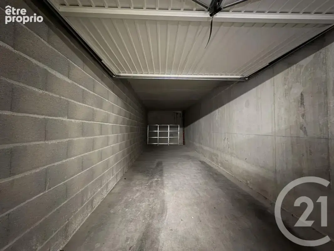 Parking 24 m² à Lyon-9e  - photo 3