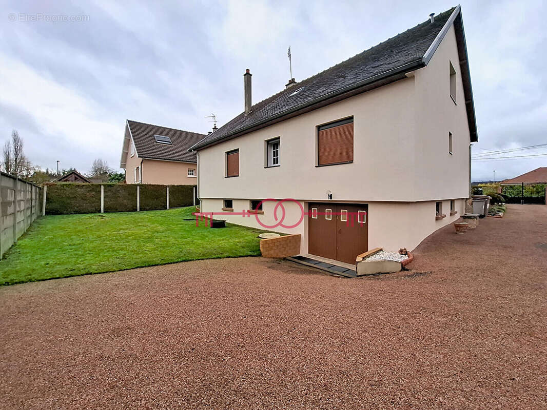 Maison à SAINT-ANDRE-LES-VERGERS