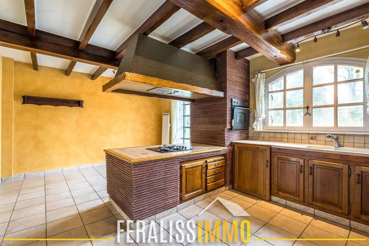 Maison à VAUX-SUR-SEINE