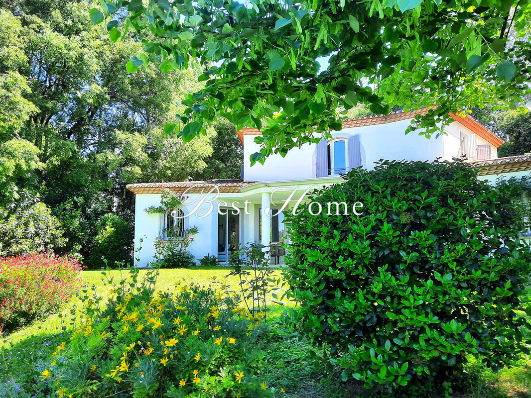 Maison à NIMES