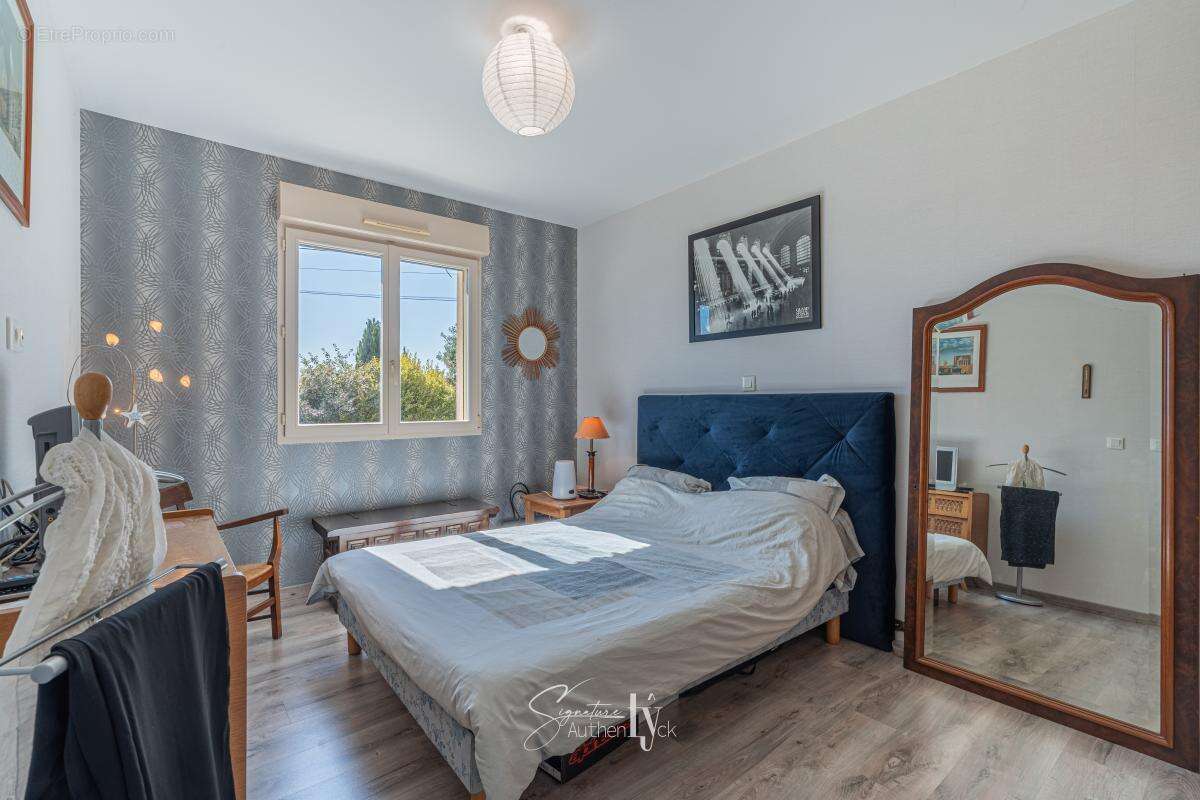 Maison 110 m² à Saint-Paul  - photo 3