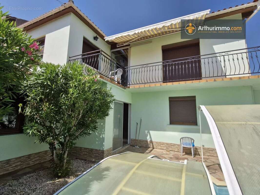 Maison à LAROQUE-D'OLMES