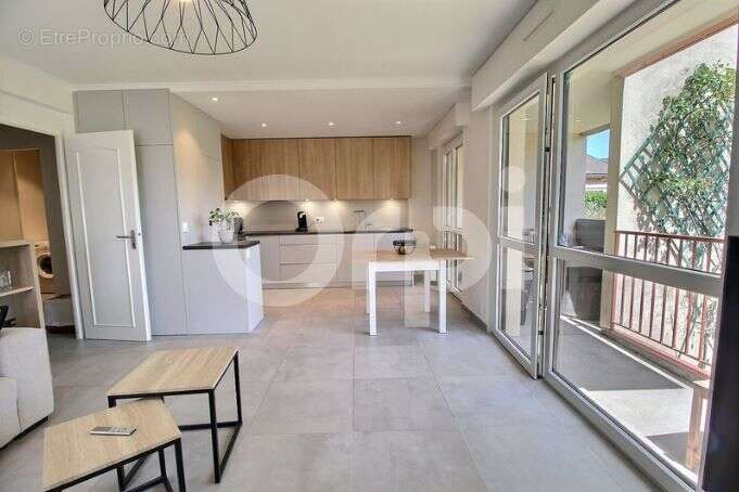 Appartement à DOUVAINE