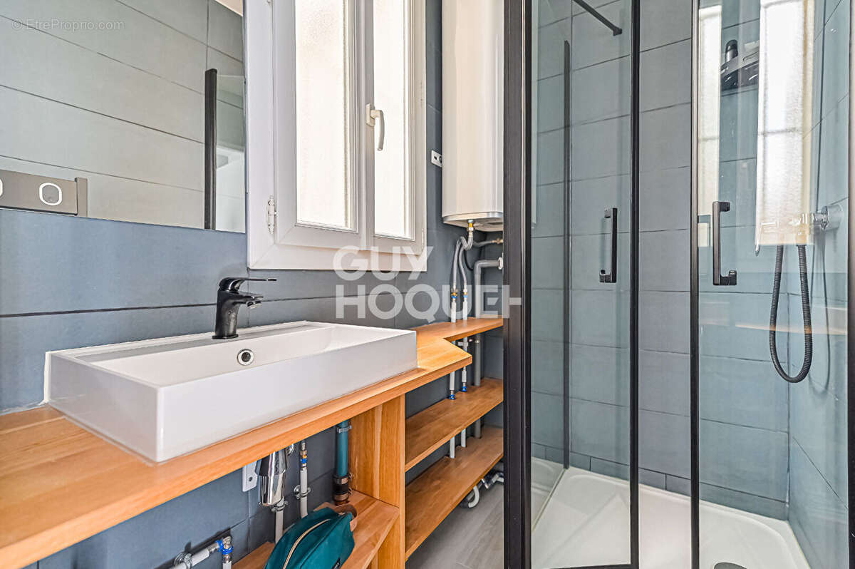 Appartement à PARIS-12E