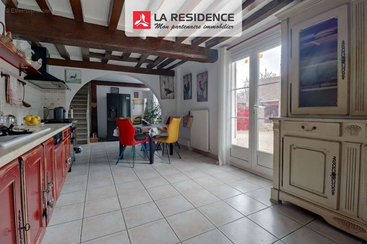 Maison à FORET-LA-FOLIE