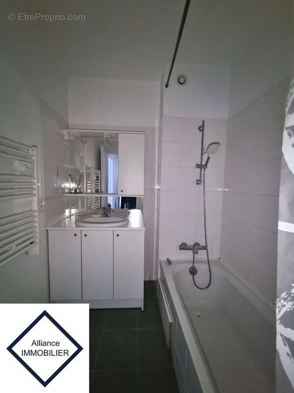 Appartement 62 m² à Montauban-De-Bretagne  - photo 5