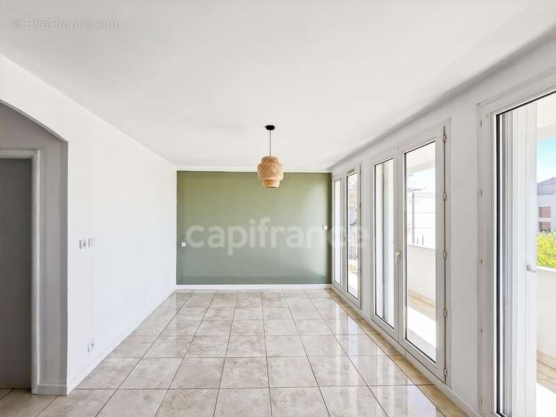 Appartement à QUETIGNY