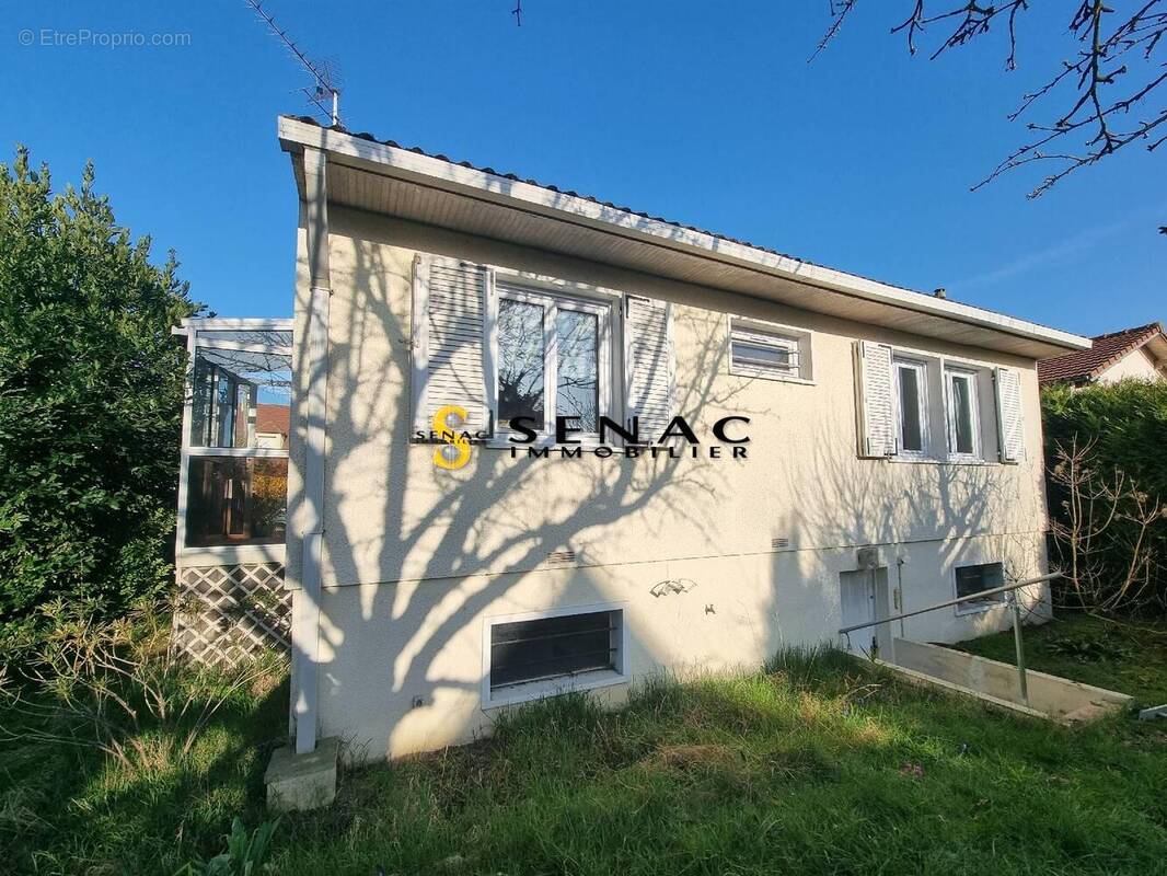 Maison à SAINT-LEU-LA-FORET