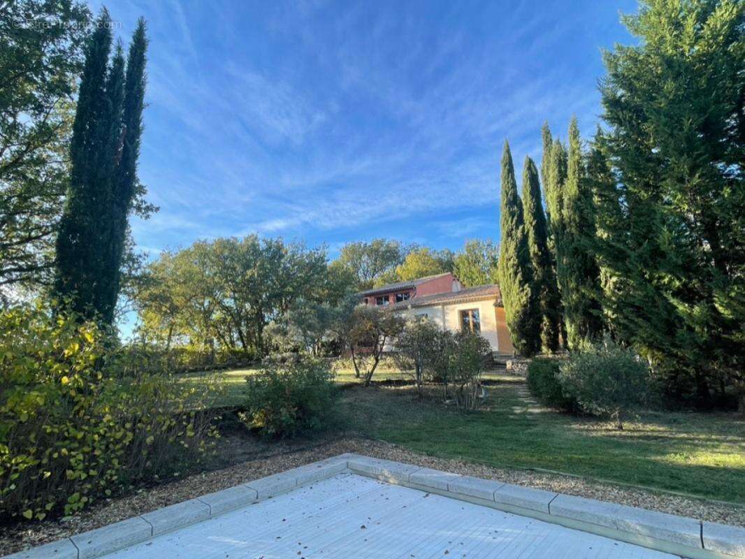 Maison à ROUSSILLON