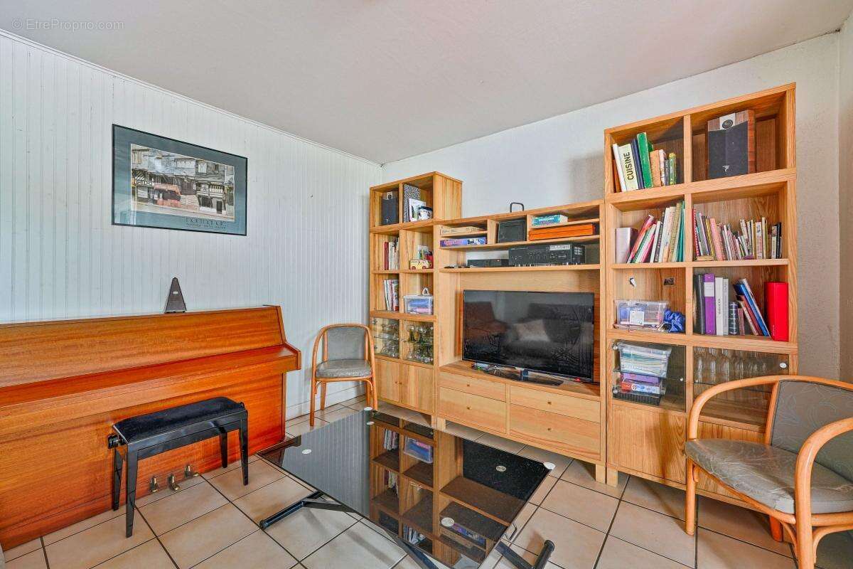 Maison à SAVIGNY-SUR-ORGE